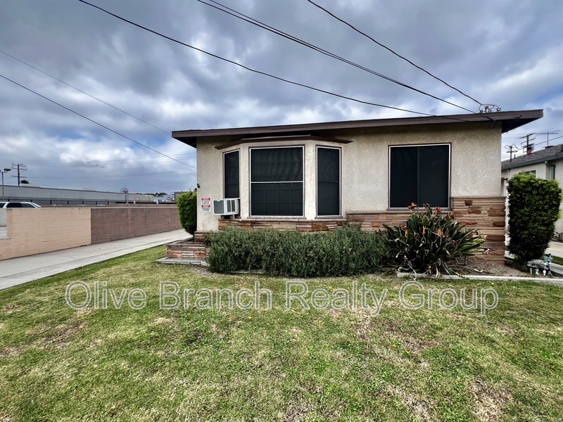 Foto principal - 6429 Woodward Ave