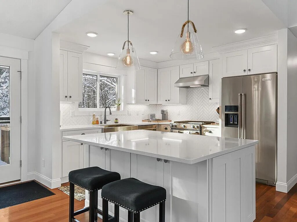 Kitchen - 20807 70th Ave N