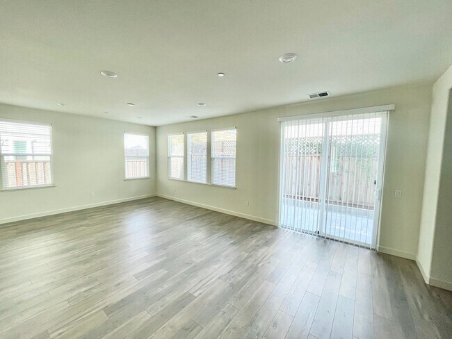 Building Photo - Beautiful newer Construction home in W sec...