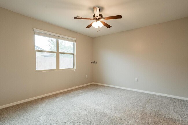 Foto del edificio - 14155 W Georgia Dr