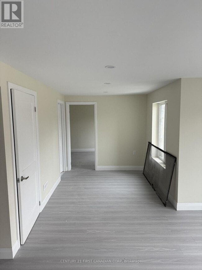 Building Photo - 1266 Silverfox Dr