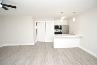 Building Photo - 2515 Yoakum Blvd