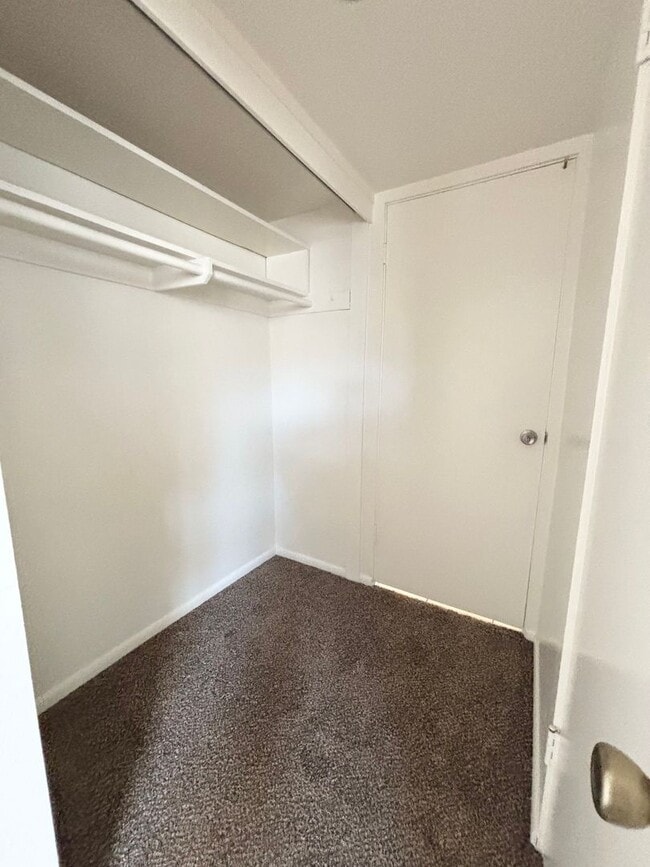 Foto del edificio - Lovely 3 Bedroom Home in Established Neigh...