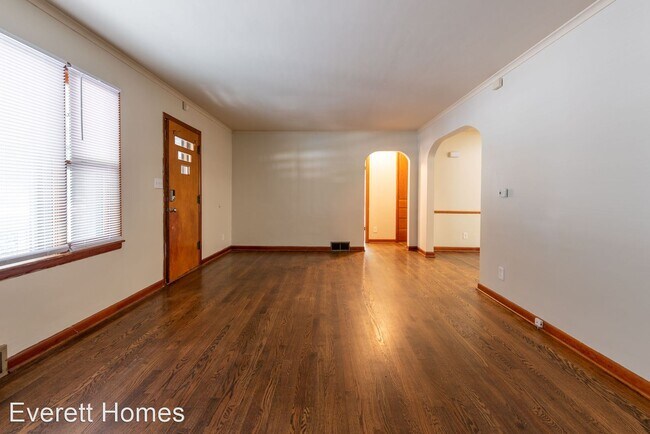 Foto del edificio - 2 br, 1 bath House - 819 E Sunshine St
