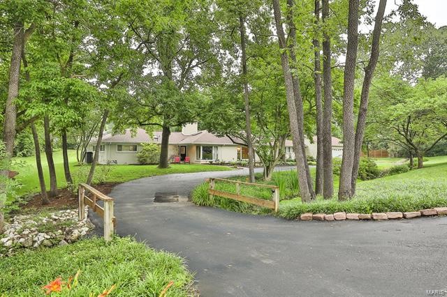 Primary Photo - 19 Lindworth Dr