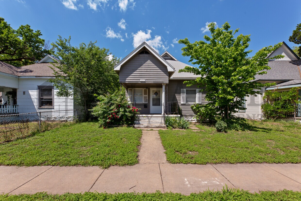 Foto principal - 1028 W Munnell Ave