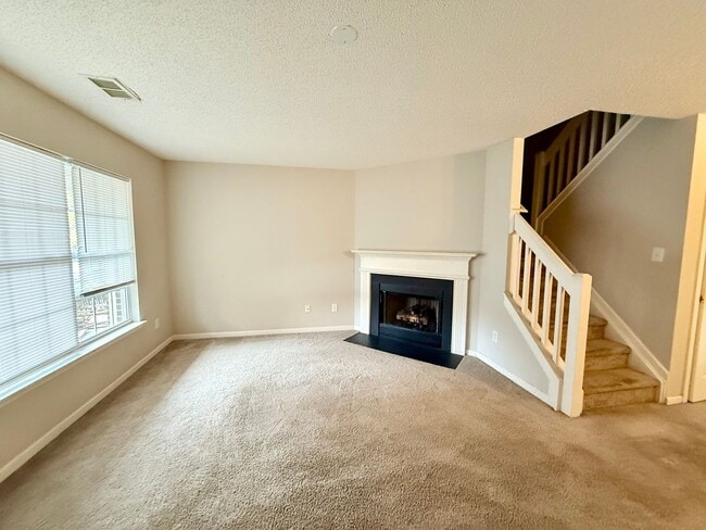 Photo - 5731 Cougar Ln House