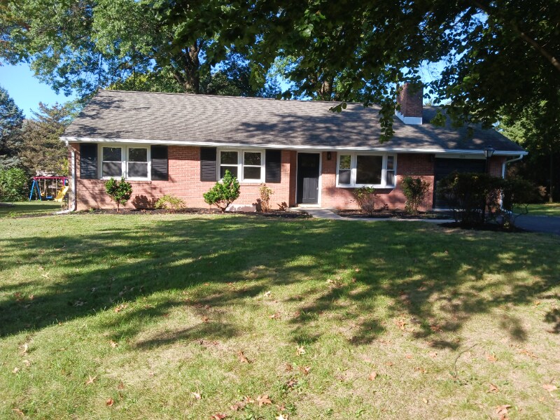 Primary Photo - 1722 Billview Dr