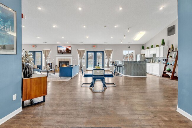 Foto del edificio - Maple Village of Southgate Apartments