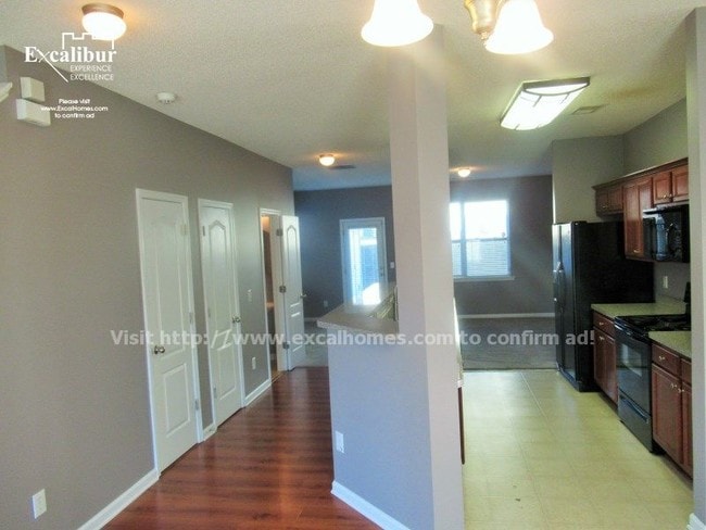 Building Photo - 2042 Bayrose Cir
