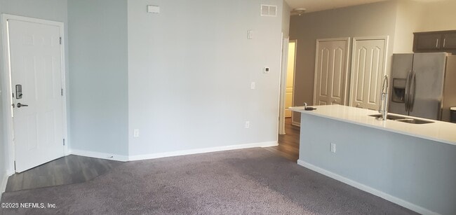 Building Photo - 4959 Key Lime Dr