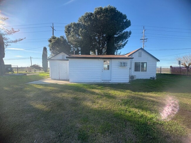 Building Photo - 4633 Arboga Rd