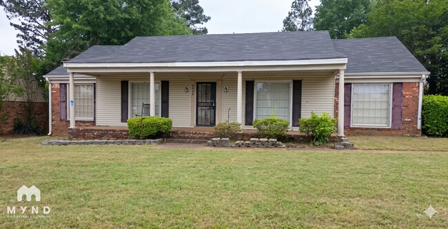 Building Photo - 6599 Valley Park Dr