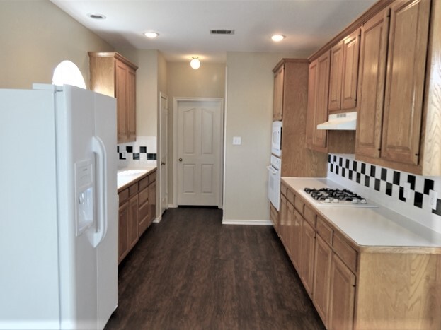 Foto del edificio - 8304 Woodland Way