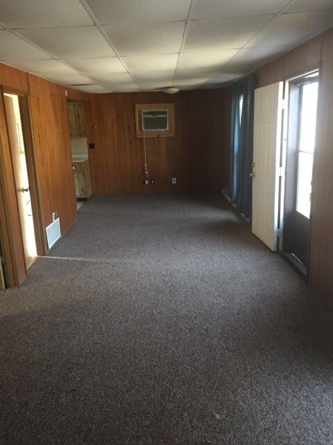 Building Photo - 2873 Robley Ave