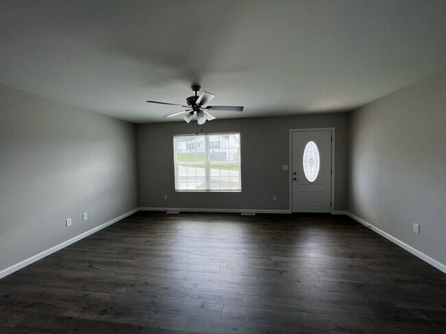 Foto del edificio - Newer Single Family Home