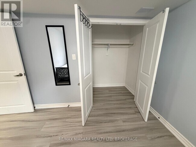 Building Photo - 5622 Osprey Avenue