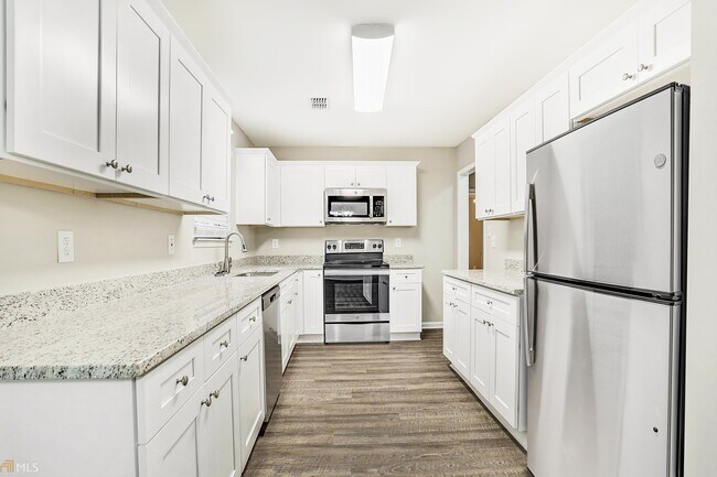 Foto del edificio - 422 Oak Rd SW