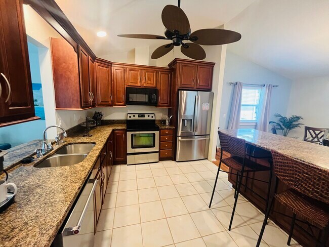 Foto del edificio - 4720 Riverglen Blvd