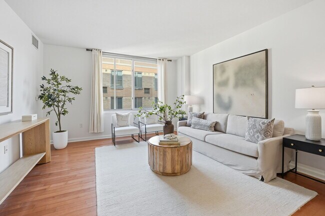 Foto del edificio - 440 L St NW