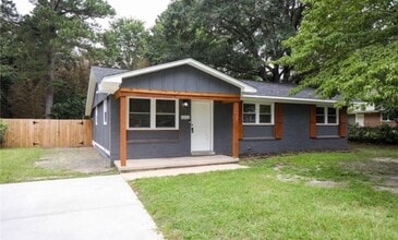 Building Photo - 3202 Periwinkle Dr