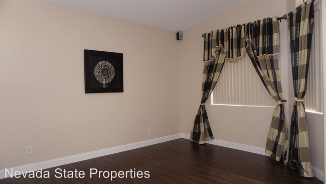 Building Photo - 3208 Tanagrine Dr