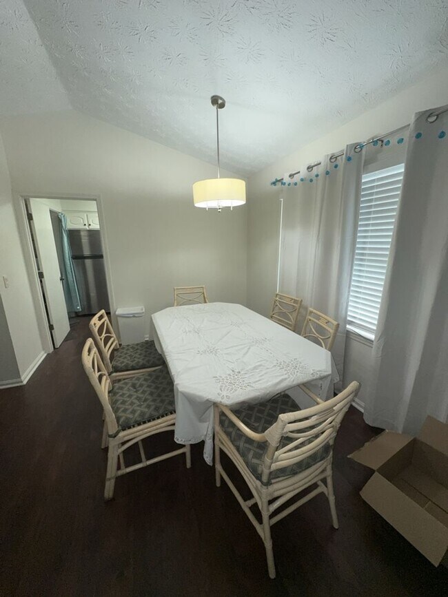 Foto del edificio - r1423a