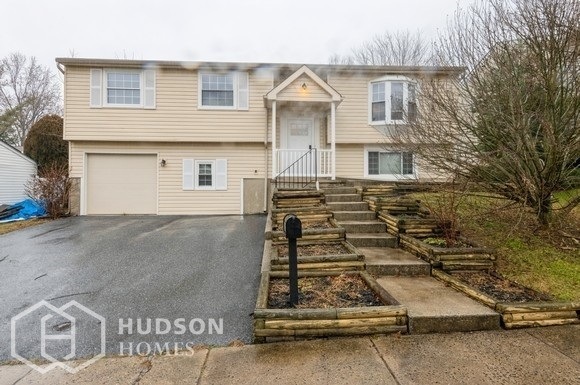 Primary Photo - AVAILABLE NOW! -1814 ROCKYGLEN DR, FREDERI...