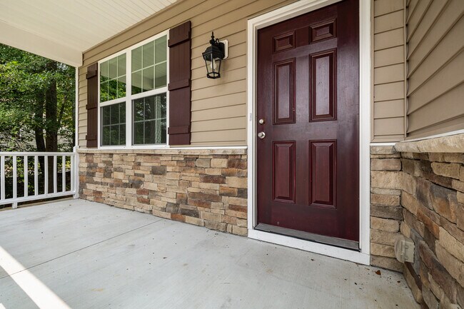 Building Photo - 201 Phillips Ridge Ln