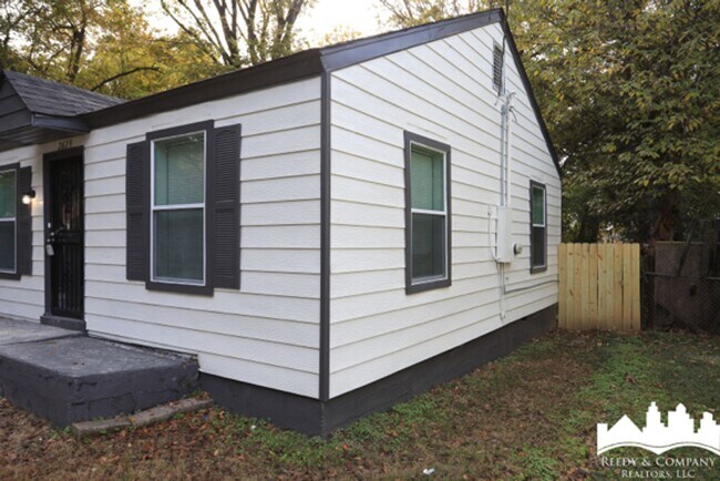 Foto del edificio - 2629 Whitman Ave