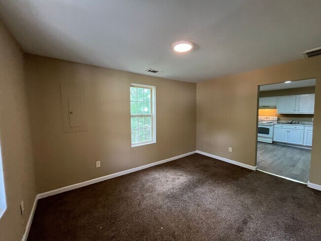 Foto del edificio - 2 Bed 1 Bath House