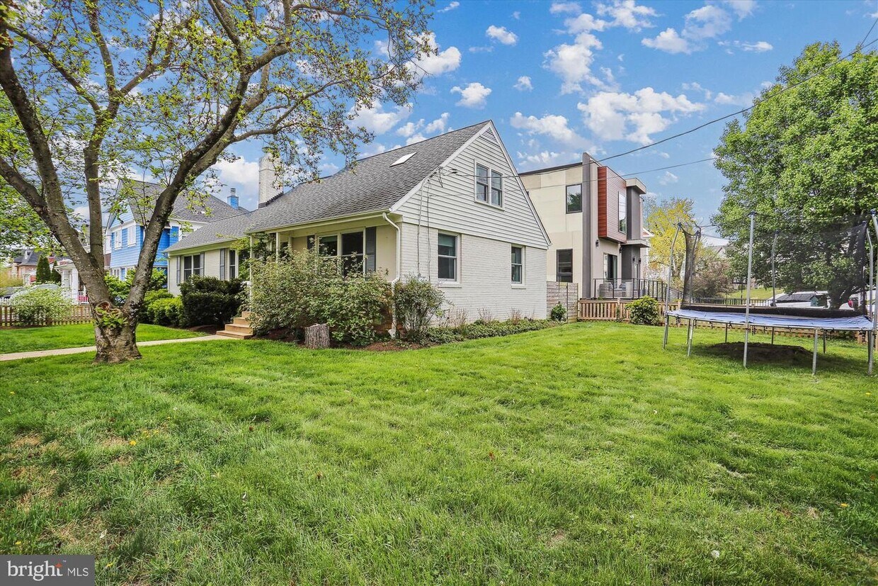 8810 Lowell St, Bethesda, MD 20817 House Rental in Bethesda, MD