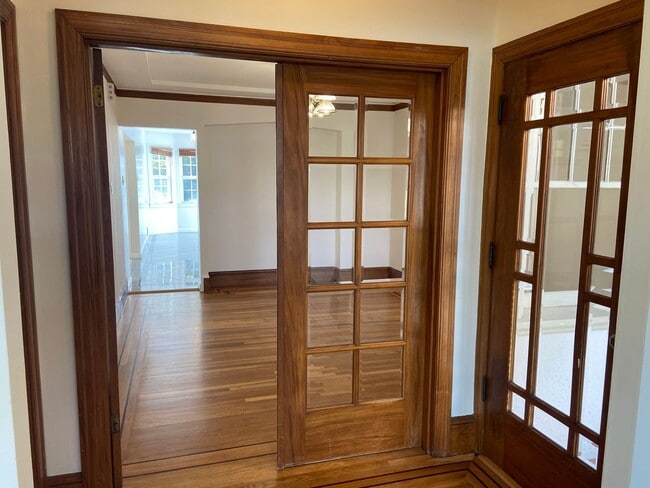 Foto del edificio - Classic & Timeless Parkside Home 3BD / 2.5BA