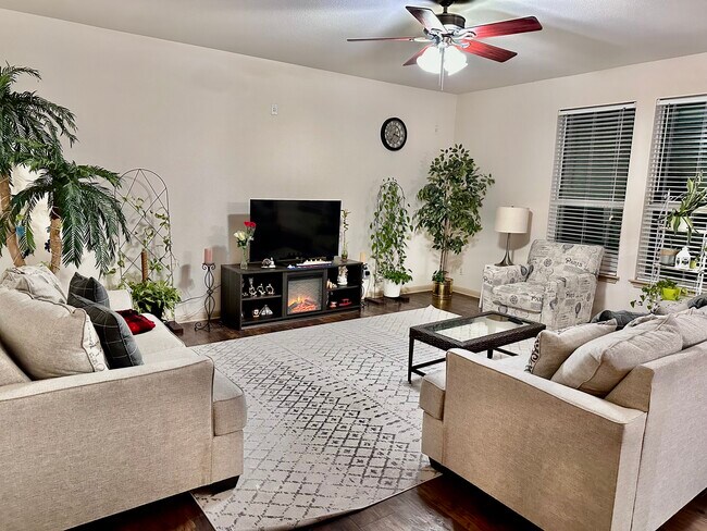 Foto del edificio - 20632 Farm Pond Ln