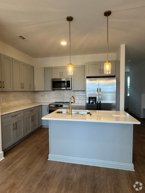 Building Photo - 107 High Pk Cir