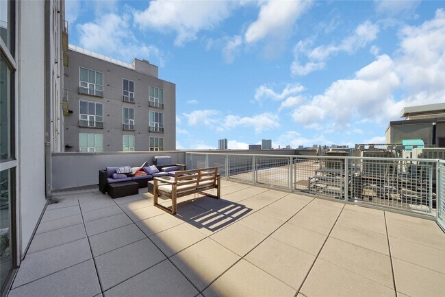 Foto del edificio - 2000 Bagby St