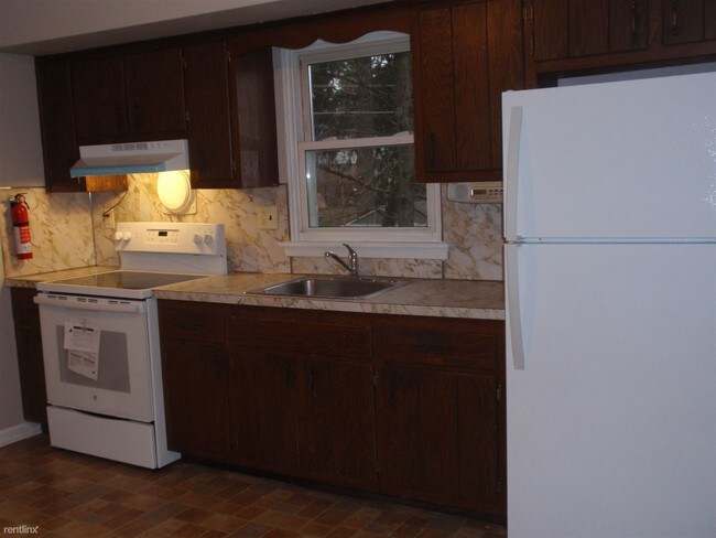 Foto del edificio - 623 Meadowbrook Ave