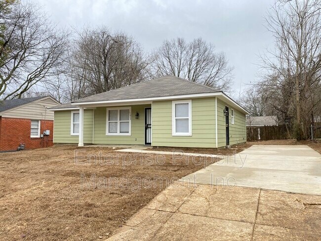 Building Photo - 1649 Vicky Ln