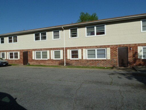 Primary Photo - 1810 Sparrow Rd