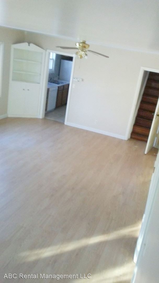 Building Photo - 3 br, 1 bath House - 310 N Stevens St