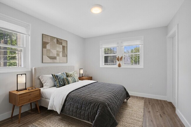 Foto del edificio - 1823 E Capitol St SE