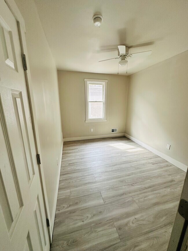 Foto del edificio - 3734 Atkinson St