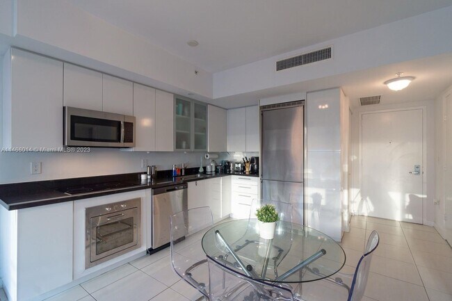 Foto del edificio - 92 SW 3rd St