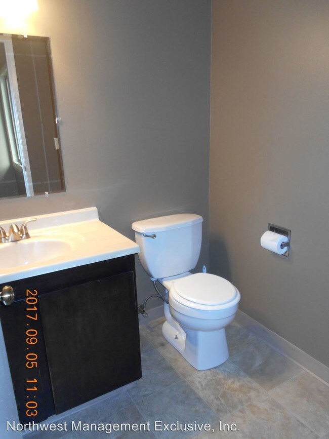 Building Photo - 13422 SE McGillivray Blvd