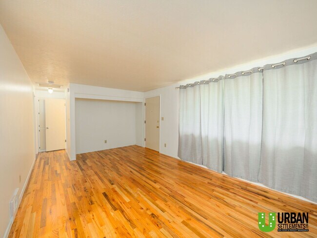 Foto del edificio - 1002 W Rockwell Ave