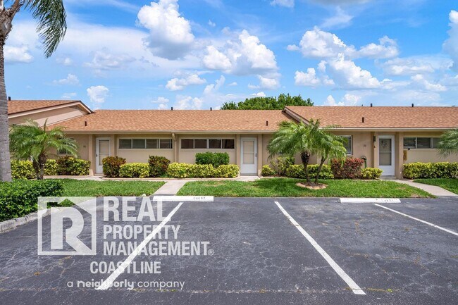 Foto del edificio - Luxurious Fully Renovated 2 Bed/2Bath Condo