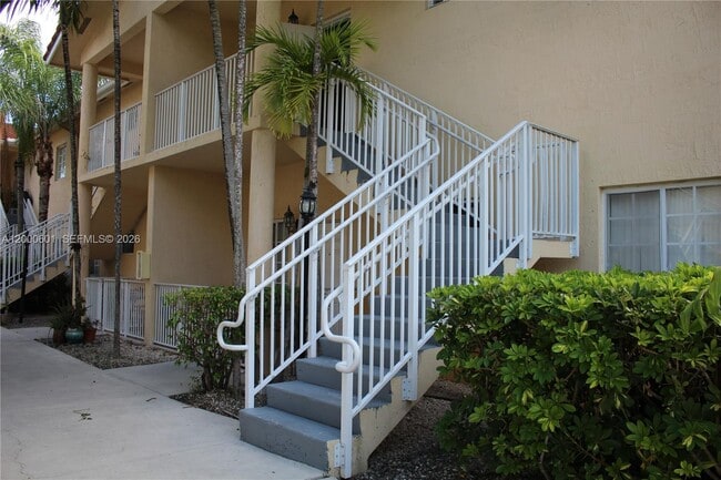 Building Photo - 6962 NW 179th St