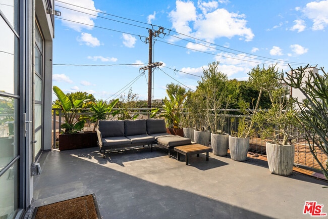 Foto del edificio - 1534 17th St