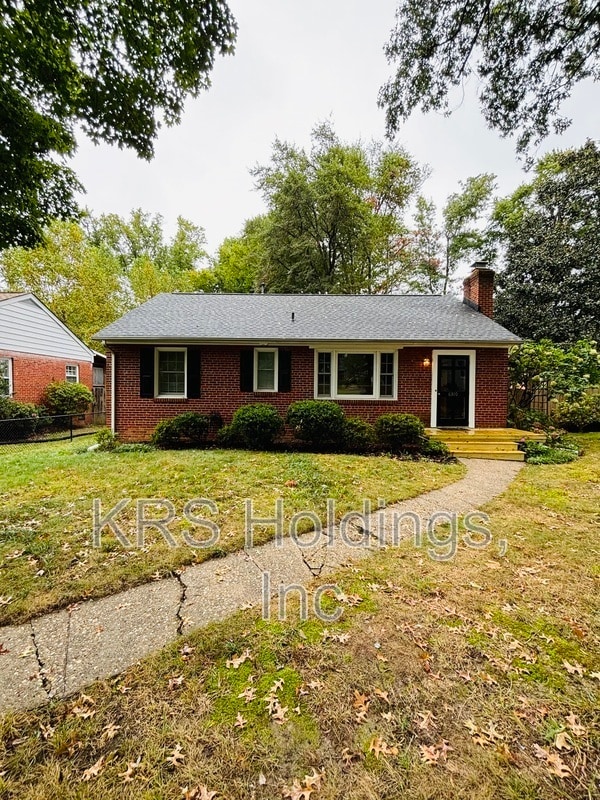 Primary Photo - 6310 Kensington Ave