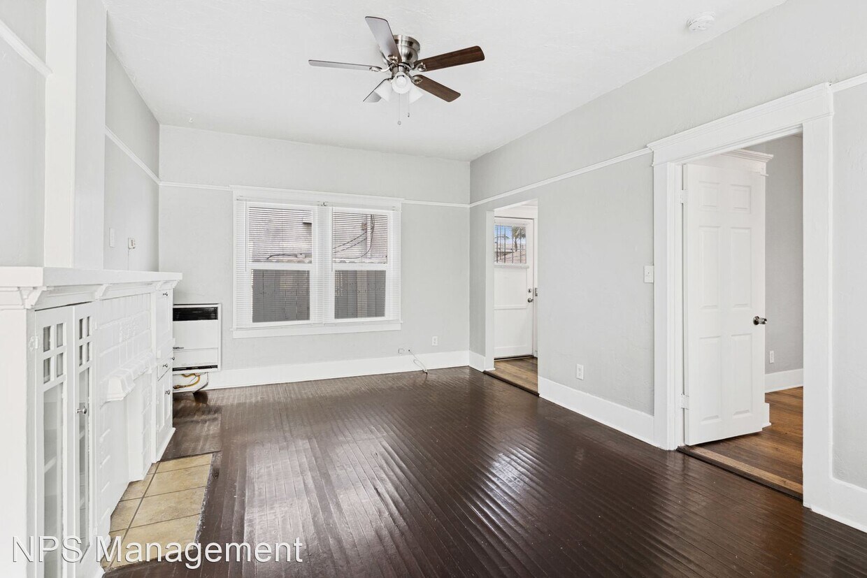 Foto principal - 1 br, 1 bath Apartment - 1049 E 5th Street...